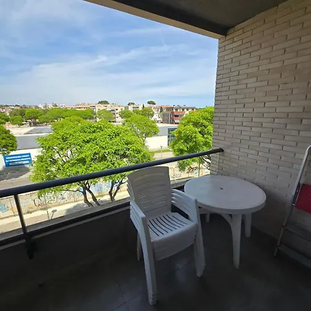 Piscina Y Padel Al Lado Del Mar Apartment Torredembarra